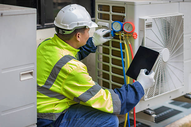 Professional Ductwork Repair technician working in Stonington, CT